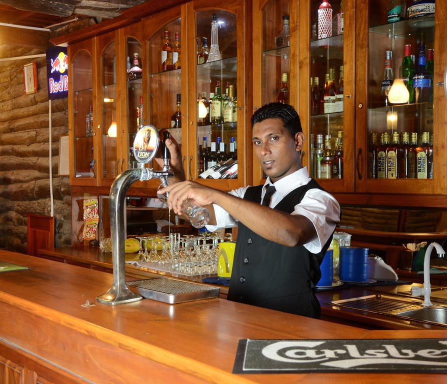 Mount Breeze Hotel Dehiwala-Mount Lavinia Exterior foto