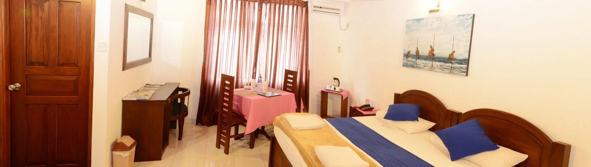 Mount Breeze Hotel Dehiwala-Mount Lavinia Exterior foto