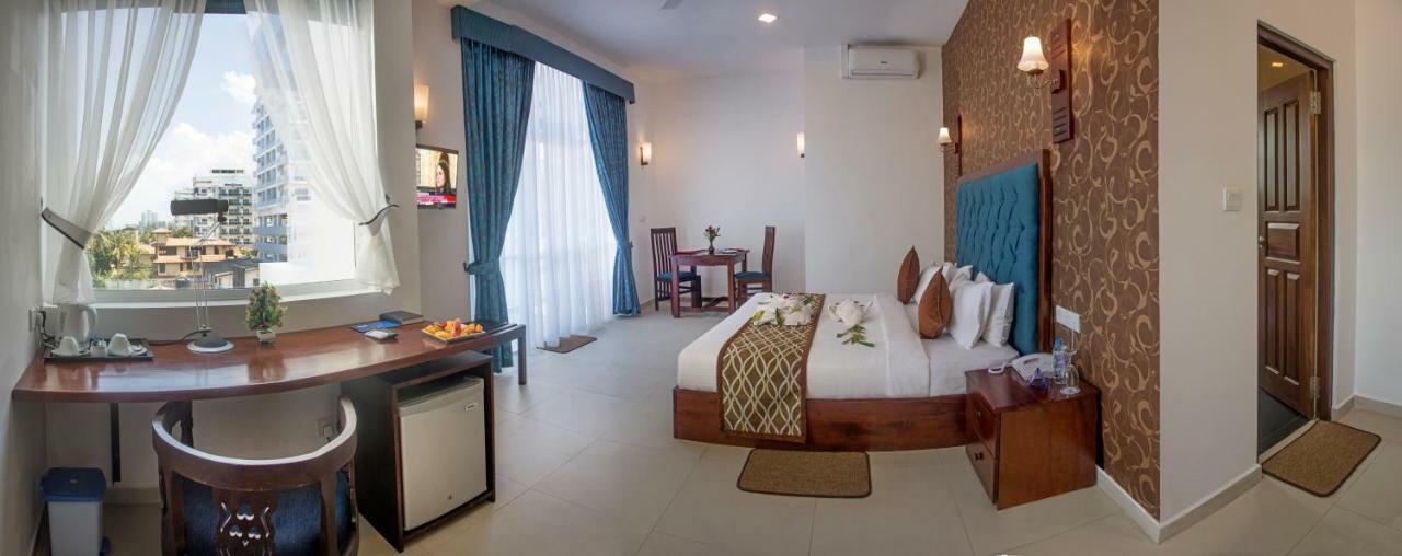 Mount Breeze Hotel Dehiwala-Mount Lavinia Exterior foto