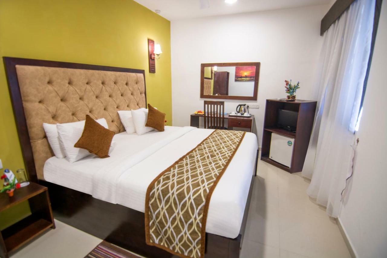 Mount Breeze Hotel Dehiwala-Mount Lavinia Exterior foto